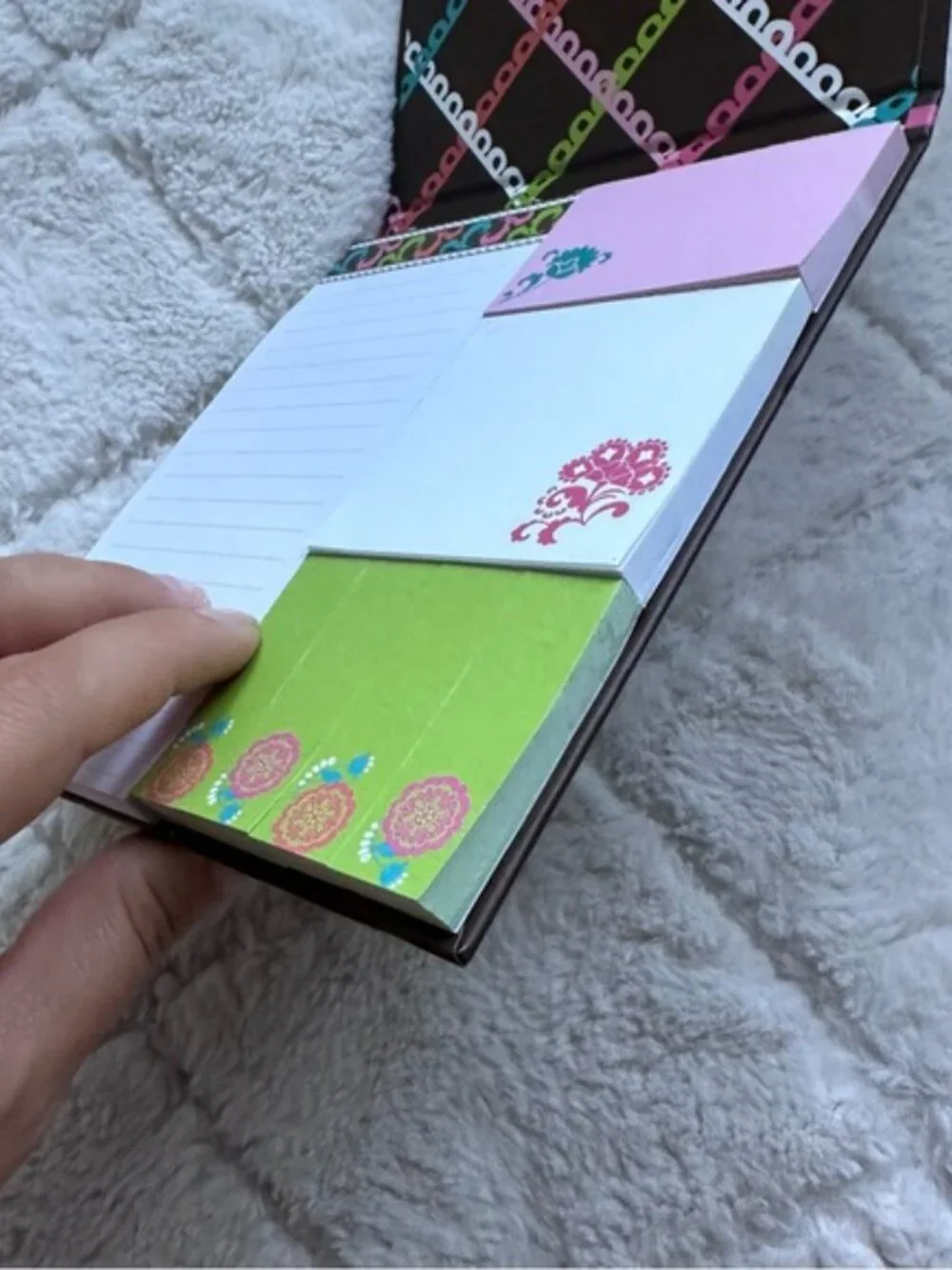 Vera Bradley | “Lola” Post It Notebook